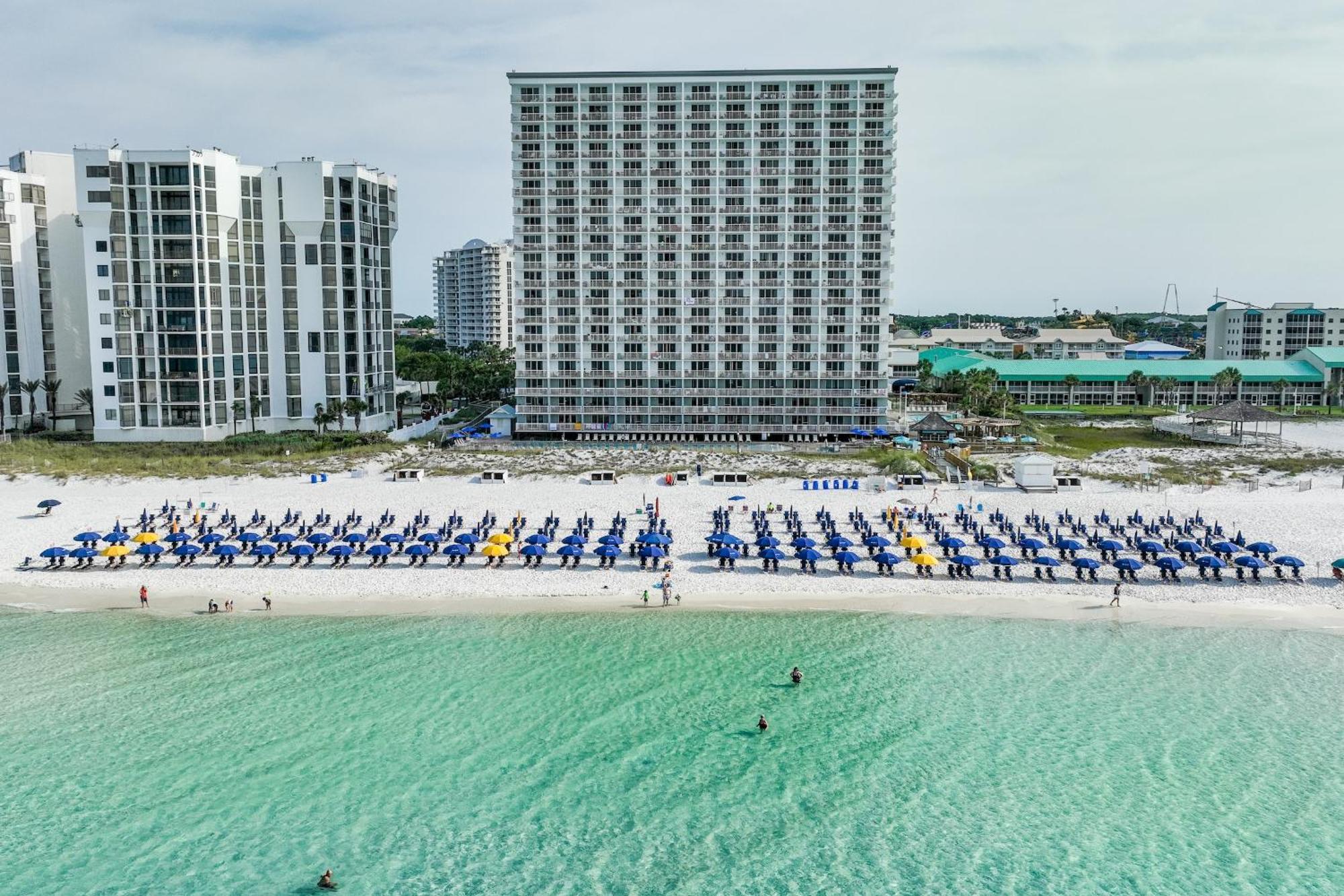 Pelican Beach Resort Destin Exterior photo