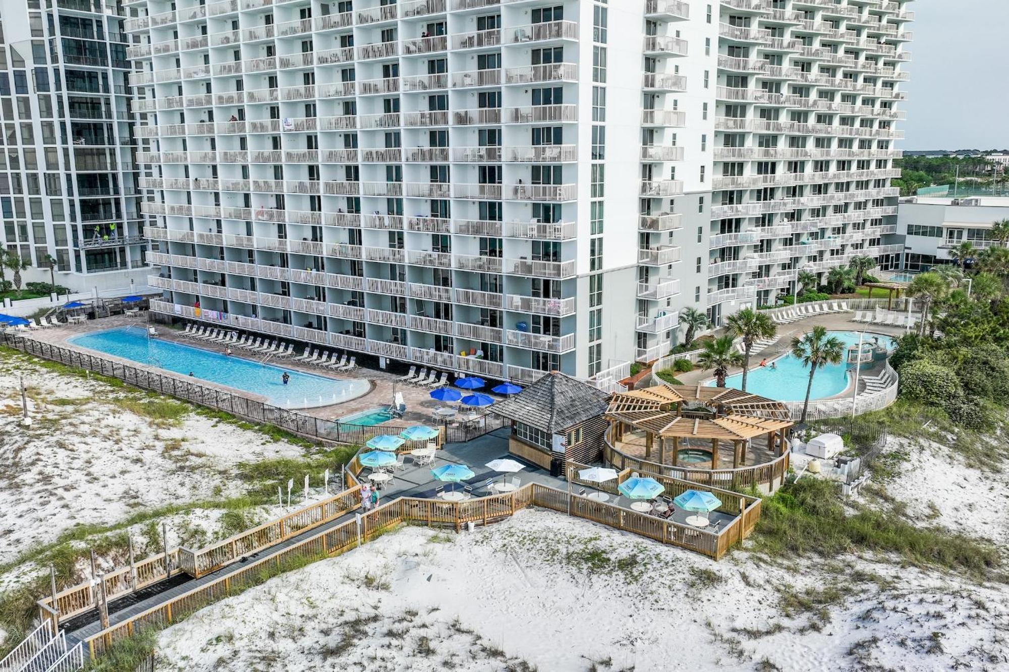 Pelican Beach Resort Destin Exterior photo